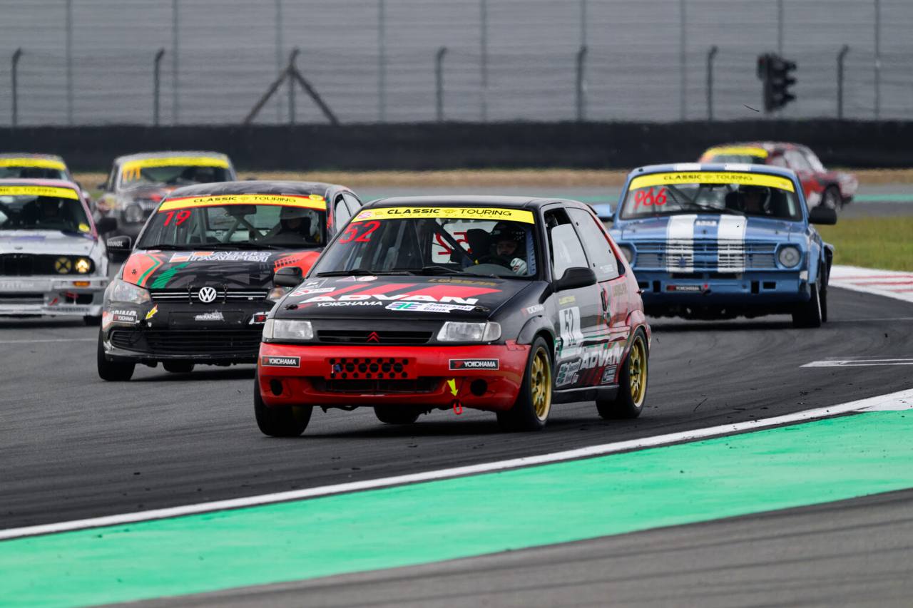 YOKOHAMA — надежный партнер чемпионата Classic Touring: сотрудничество продолжается в сезоне 2026!🥳🤩