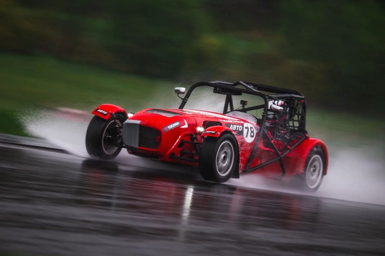 Итоги гонки 2 Classic Touring Cup: результаты спортпрототипов