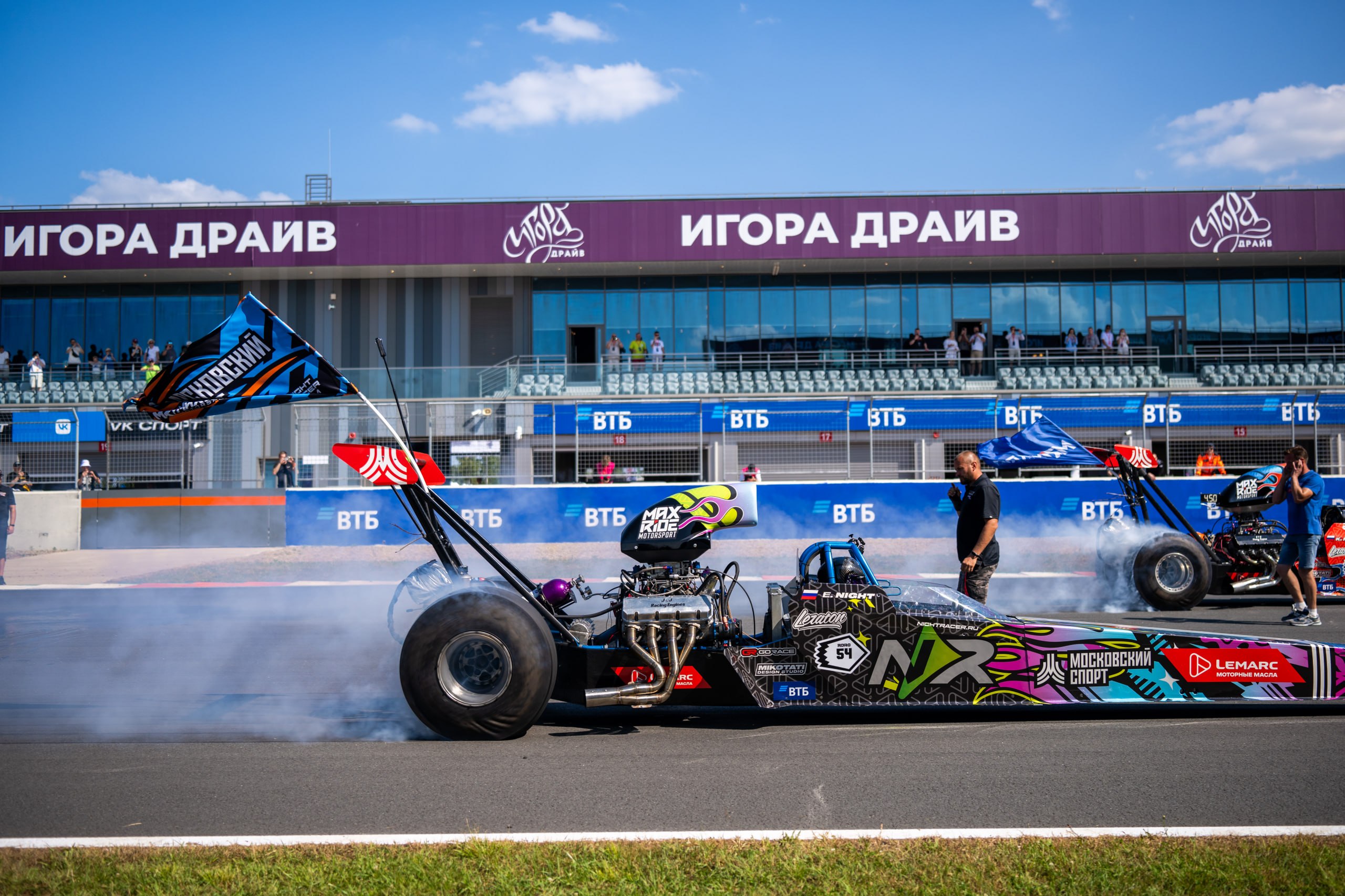 Квиз про драг-рейсинг и анонс Гараж Фест на Игора Драйв