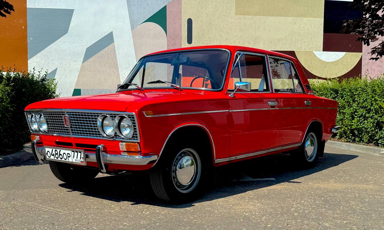 Участник ретро-выставки Classic Touring Cup: ВАЗ-2103 1979 года