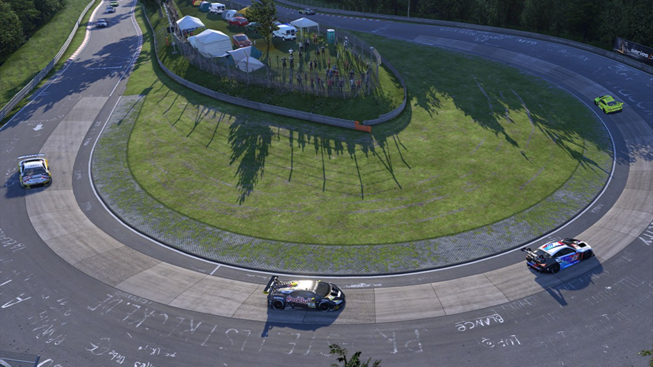 RaceRoom обновит Nordschleife и Monza к сезону 2026