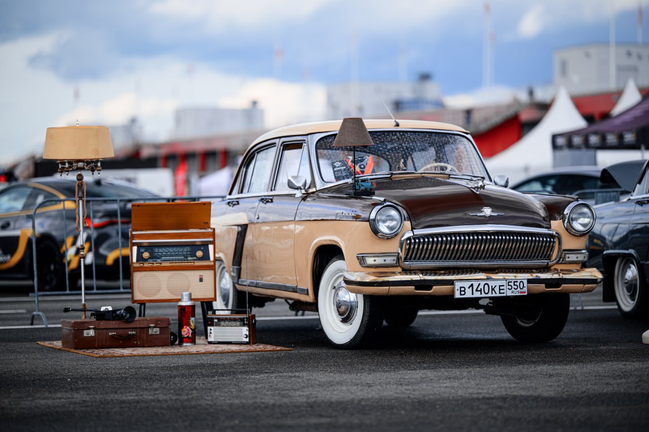 Выставка и парад ретроавто на 3-м этапе Classic Touring Cup
