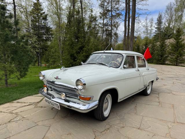 Волга ГАЗ-21Р 1967 года на ретро-выставке Classic Touring Cup