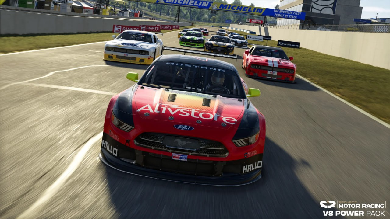 Project Motor Racing получил DLC с девятью V8-машинами и трассой Road Atlanta