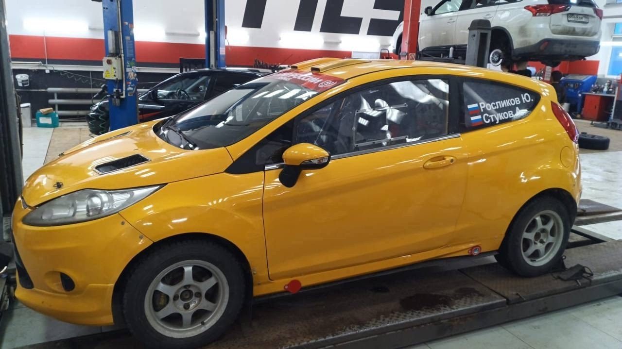 Ford Fiesta R3 / 2000Н, 194 л.с., кулачковая КПП Sadev