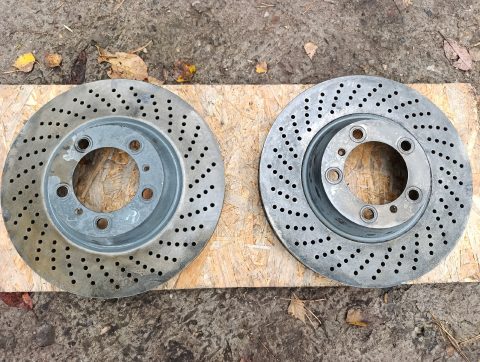 Перфорированные тормозные диски Porsche 911 (996) 350x33