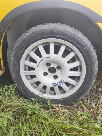 Диски Sparco R15 7J 4x98 с шинами Bridgestone, комплект