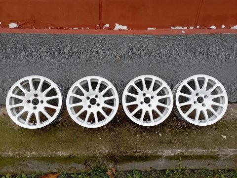 Кованые диски ВСМПО Вега R15 4x98 6,5J ET38 на ВАЗ, комплект