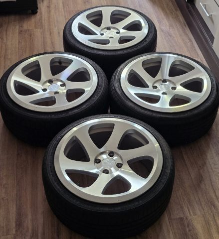 Диски 3SDM 0.06 R17 4x100 8J ET35 с шинами 205/40 R17