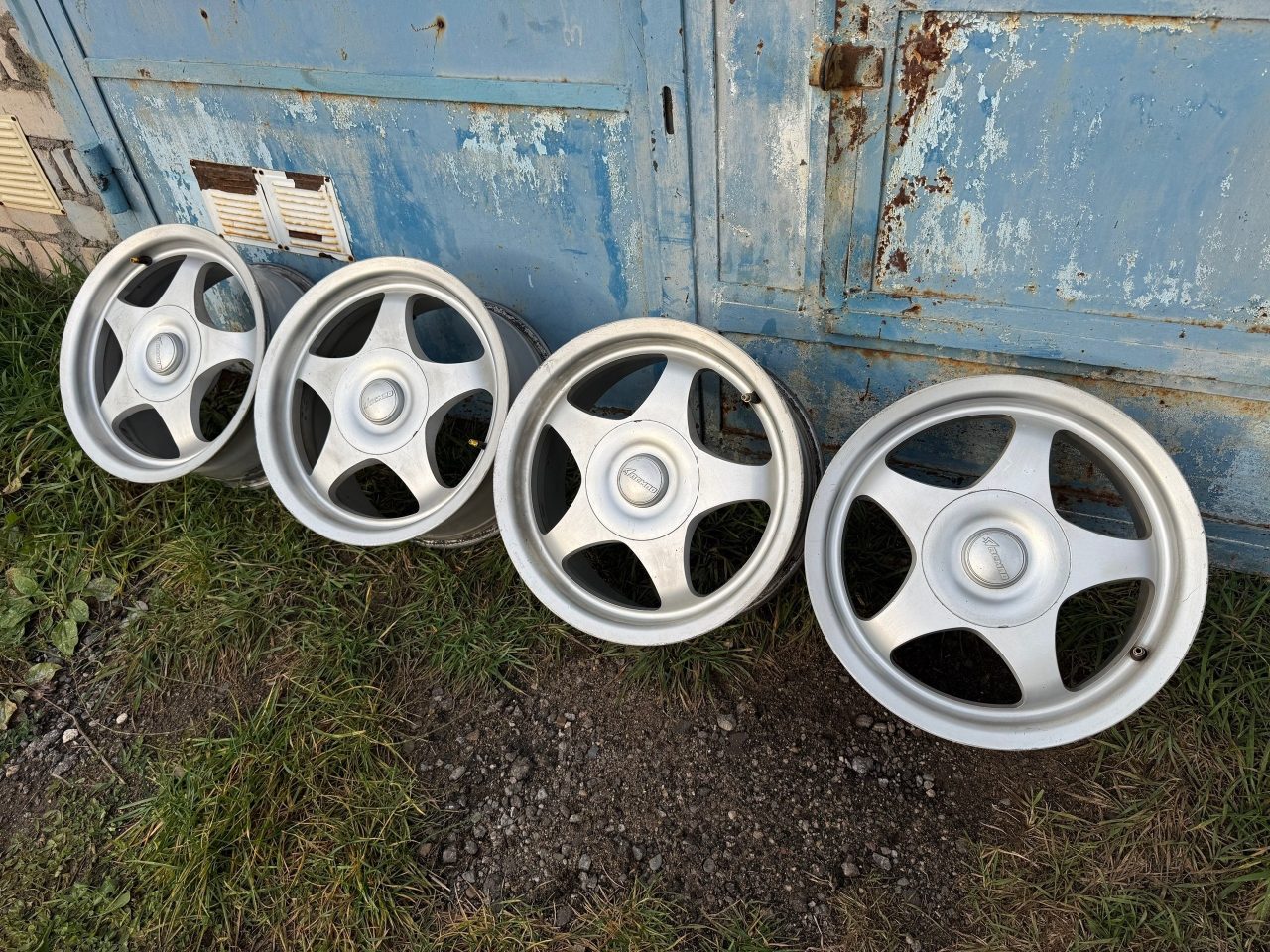Кованые диски ВСМПО Дельта R15 7J ET38, 5x100 и 5x112