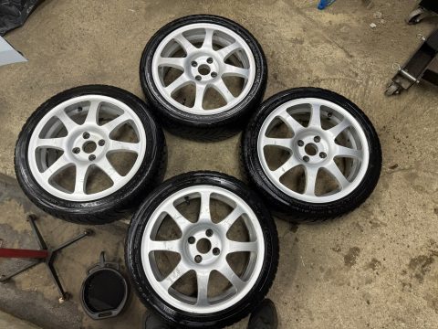 Кованые диски ВСМПО Паллада R16 4x98 ET38 с двумя комплектами резины