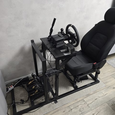 Комплект MOZA R9 v2: руль CS v2, педали CRP, ручник HBP, КПП и кокпит